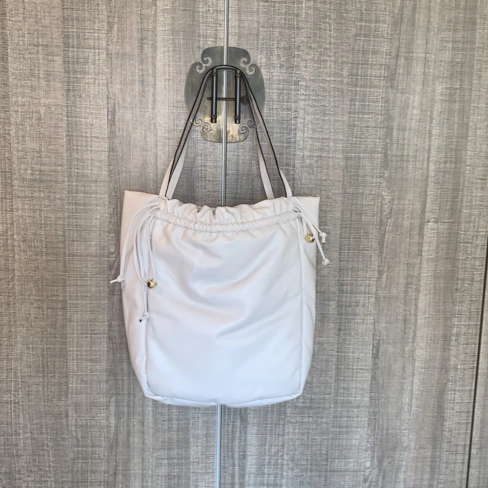 Victoria’s‎ Secret Drawstring Tote Bag